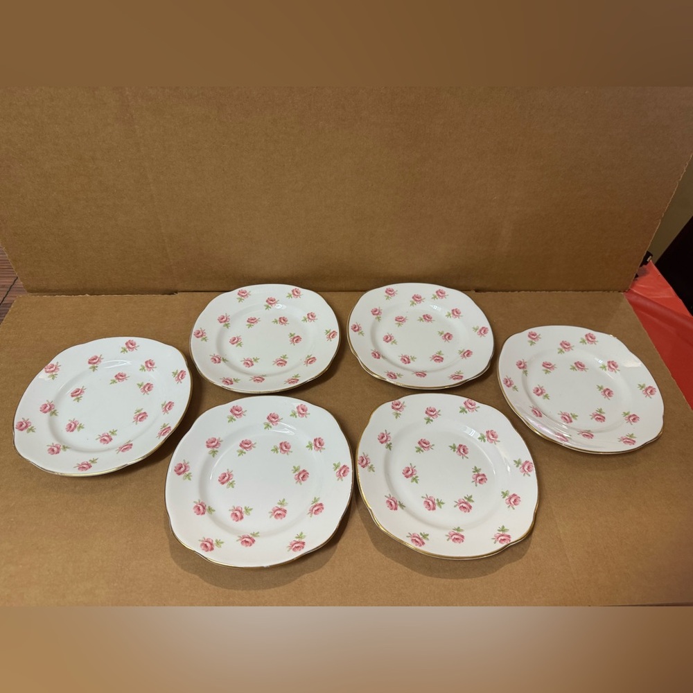Diamond China England Rosebuds Snack/Tea Plates Set Of 6